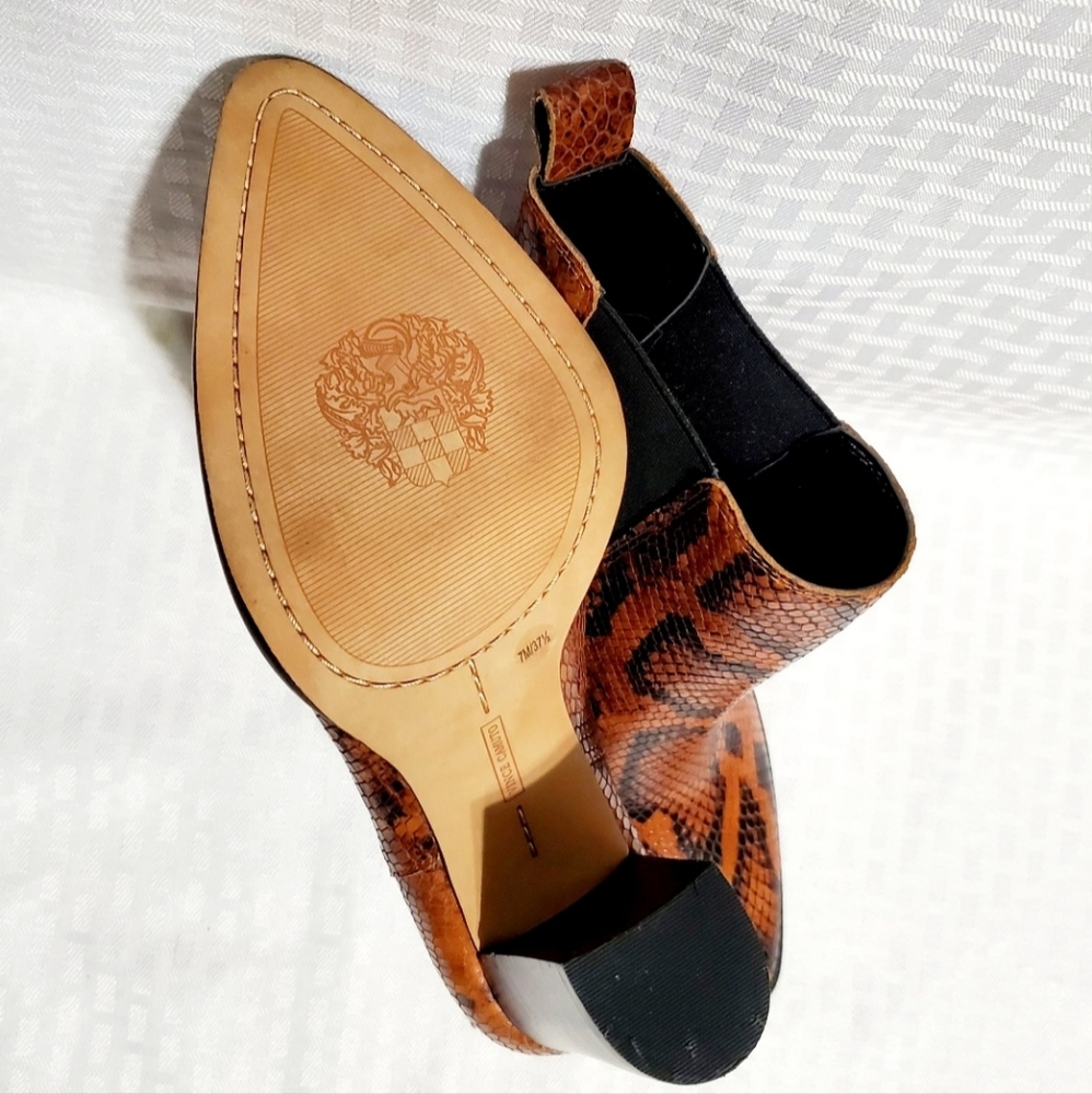 Vince Camuto Ellea Caramel Pull On Pointed Toe Block Heeled Ankle Boots  Size 7M - Picture 9 of 16